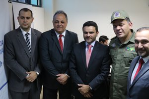 Des. Erivan Lopes Dr. Luiz Moura, Dr. Thiago Aleluia, Dr. Marcos Lara e o Cel. Carlos Augusto. (Foto: Pauta Judicial)