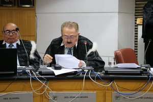 Desembargador Edvaldo Moura voto divergente na mudança do regimento (Foto: Pauta Judicial/Telsirio Alencar)
