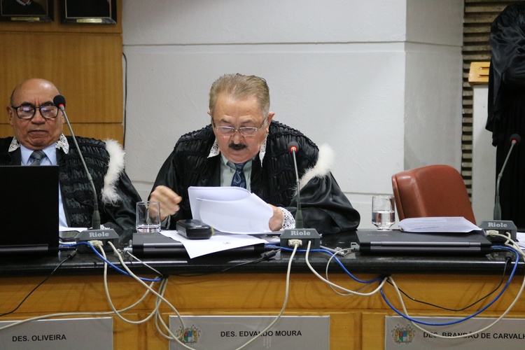 Desembargador Edvaldo Moura voto divergente na mudança do regimento