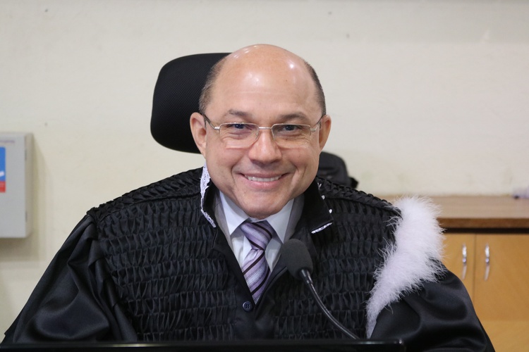 Juiz Paulo Roberto Barros