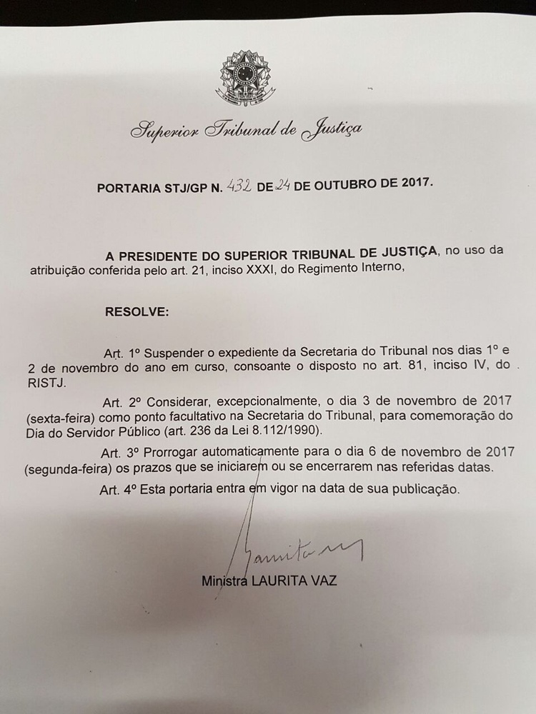 Portaria do STJ esticando o feriado