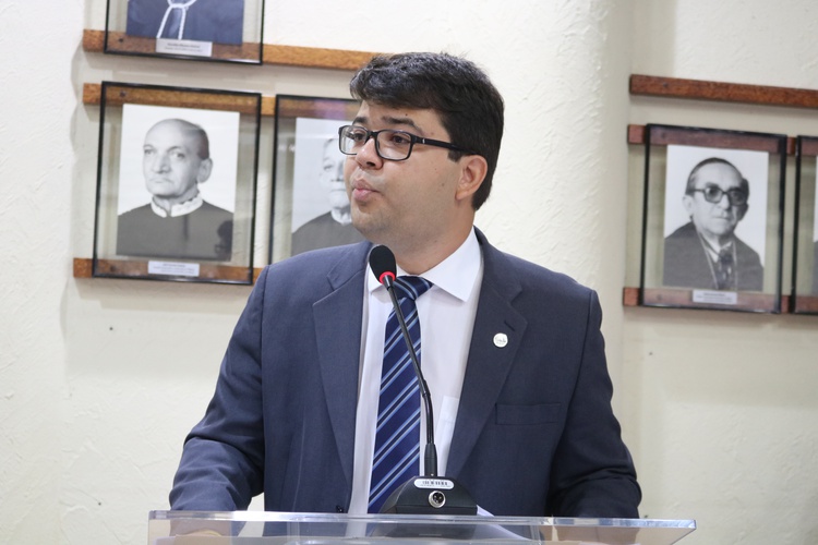 Chico Lucas é chamado  ditador em denuncia ao Conselho Federal