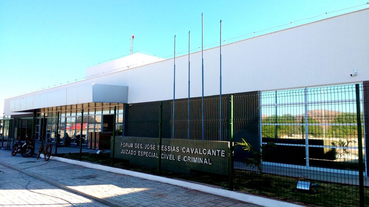 O prédio tornará o acesso aos serviços da justiça mais céleres e permitirá aos operadores do direito uma melhor e mais eficiente prestação jurisdicional.