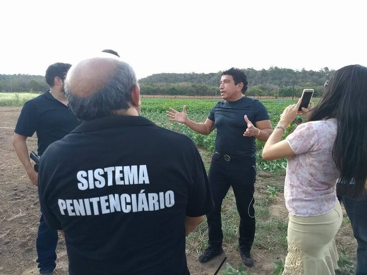 Senador Magno Malta na penitenciária  Major César em Altos Piauí