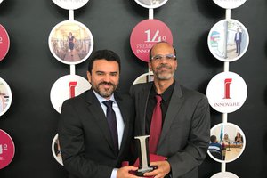 Juiz Vidal de Freitas e o Dr. Marcos Lara do prêmio Innovare (Foto: Divulgação)