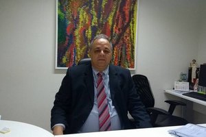 Juiz titular da Central de Inquéritos da Comarca de Teresina, Dr. Luiz Moura (Foto: Pauta Judicial)