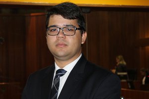 Chico Lucas poderá disputar uma vaga na câmara federal em 2018. (Foto: Reprodução)