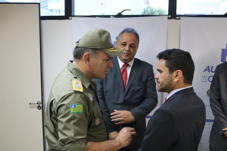 Dr. Luiz Moura, Cel. Carlos Augusto e Dr. Marcos Lara.