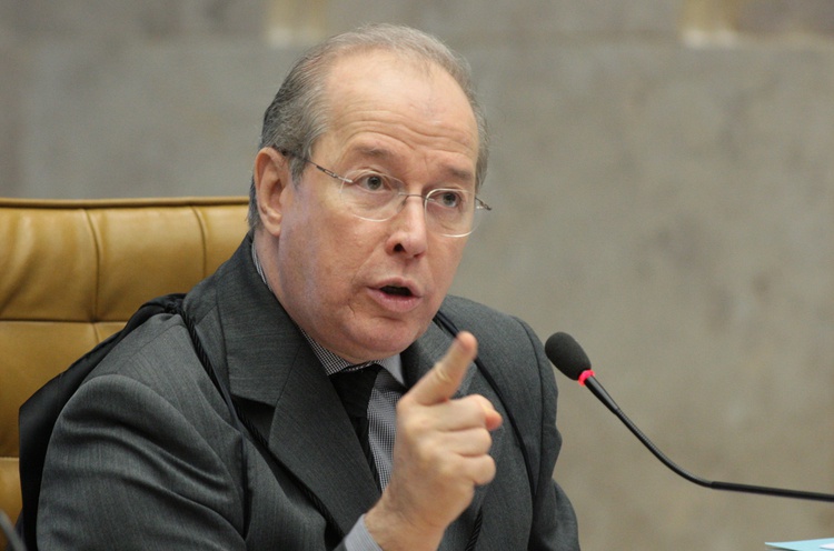 Ministro Celso de Melo relator da ADI no STF.