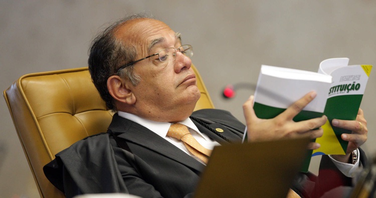 Ministro Gilmar Mendes tem dez para informar ao STF sobre a extinção de 900 zonas eleitorais.