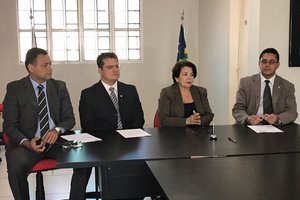 O Procurador-Geral de Justiça, Cleandro Moura, e a Presidente da Junta Comercial do Piauí (JUCEPI), Maria Alzenir Porto da Costa (Foto: reprodução)