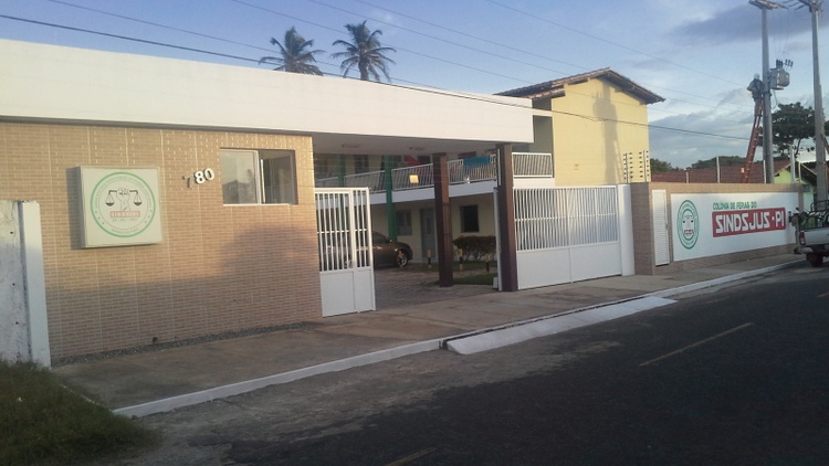 Sede da Colônia de Férias do SINDSJUS/PI no litoral.