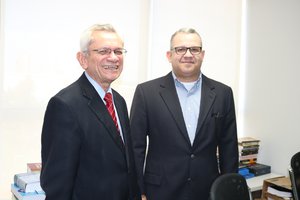 Desembargado Paes Landim e o Procurador  Federal Antonio Freitas. (Foto: Pauta Judicial)