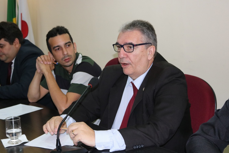 Dr. Haroldo Vasconcelos da Associação dos Criminalistas.