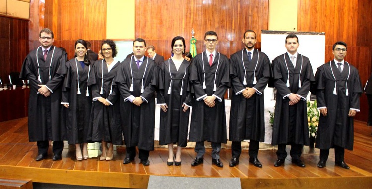 TJ-PI recebe 13 novos juízes e presidente pede dedicação na prestação jurisdicional