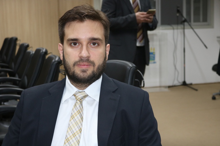 Diretor da Faculdade de Direito do Piauí, Gabriel Furtado