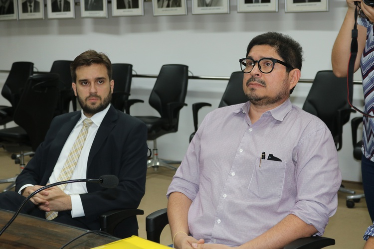 Éfren Paulo, diretor da faculdade de direito do Piaui e Gabriel Furtado