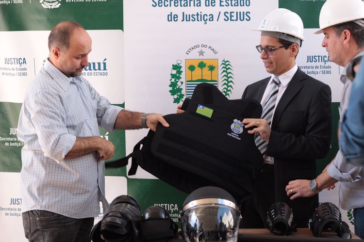 Entrega de equipamentos