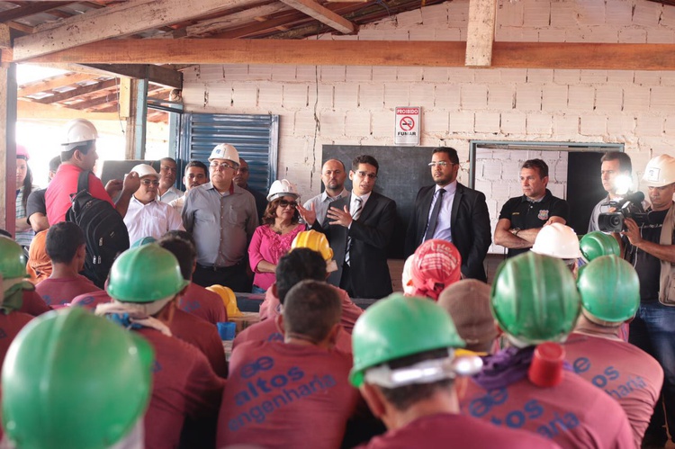 Obras Penitenciária de Altos