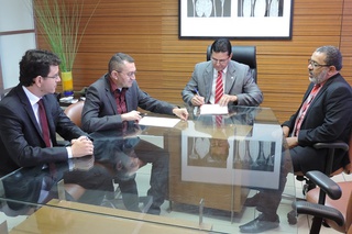 PGJ assina Termo de Cooperação Técnica para instalação do PROCON municipal de Picos