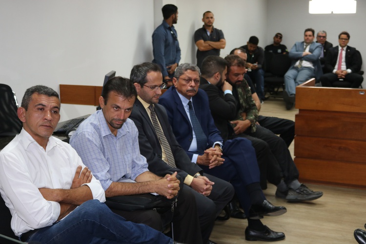 Sindicalistas na audiência de conciliação no TJ/PI