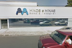 A escola Minos e Minas fica localizada no bairro Ilhotas (Foto: Reprodução)