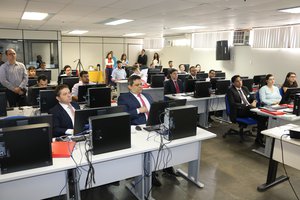 Advogados compareceram para o curso  de capacitação do TRE/PI (Foto: TELSÍRIO ALENCAR/PAUTAJUDICIAL)