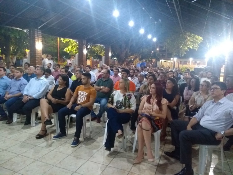 Advogados no encontro oposicionista