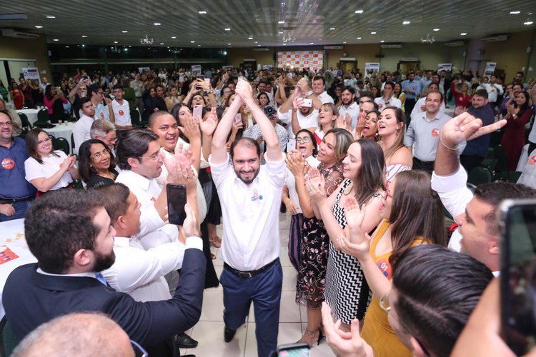 Integrantes e apoiadores da chapa OAB Aberta lotam Atlantic City em evento de lançamento.