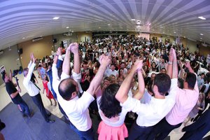 Integrantes e apoiadores da chapa OAB Aberta lotam Atlantic City em evento de lançamento. (Foto: Divulgação)