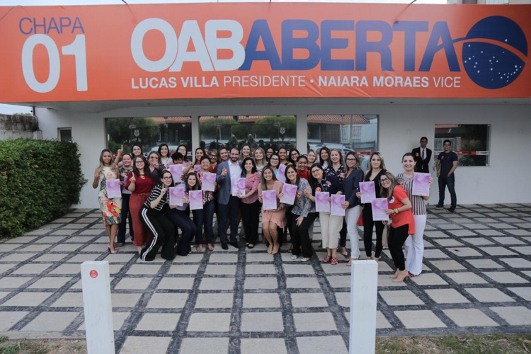 Lucas Villa recebe “Carta Lilás” com propostas de advogadas do Piauí