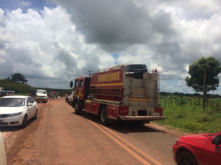 Corpo de Bombeiros continua trabalhando na Barragem do Bezerro, em José de Freitas-PI.