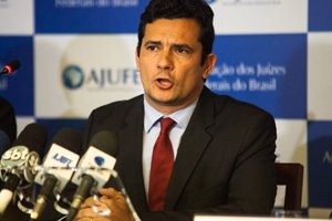 Moro decide que só poderá entender decisão do Supremo sobre sua competência depois que acórdão sair. (Foto: Divulgação/Ajufe)