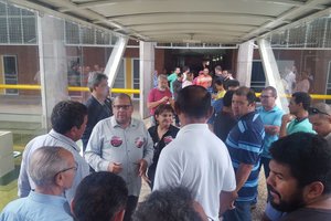 Policiais civis protestam na CCJ e conseguem retirar votação de projeto que extingue cargo de escrivão (Foto: Divulgação)