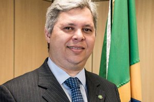 Dr. Luís Carlos Martins Alves Jr. será paraninfo da nova turma de Advogados da OAB/DF (Foto: Divulgação)