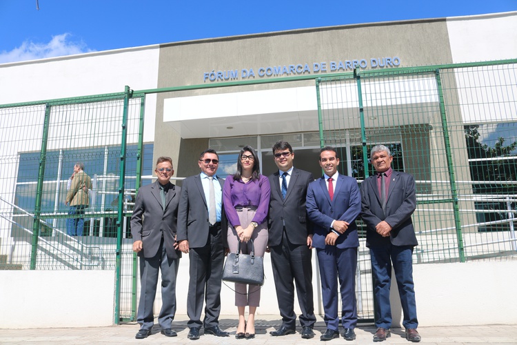 Presidente Ordem Chico Lucas e, advogados e assessores do TJ/PI