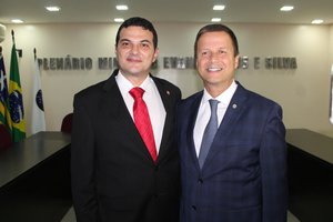 Celso Neto e Cláudio Lamachia presidente nacional da OAB (Foto: Lucas Sousa/AZ)