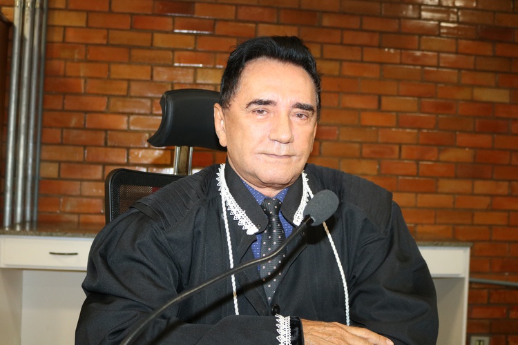 Desembargador Luiz Gonzaga Brandão de Carvalho do TJ/PI.