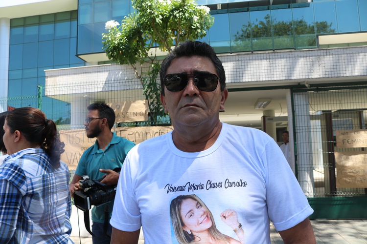 Edson Carvalho pai da estudante Vanessa.