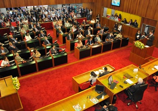 Supremo  autoriza a Assembléia a votar a PEC da previdência