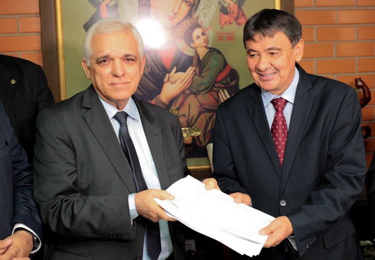 O governador Wellington Dias e o presidente da Assembléia Deputado Themistócles Filho
