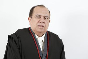 Desembargador Carlos Rodrigues Feitosa (Foto: Divulgação)