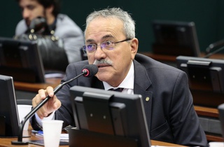 Deputado Federal do Piauí Átila Lira foi expulso do PSB