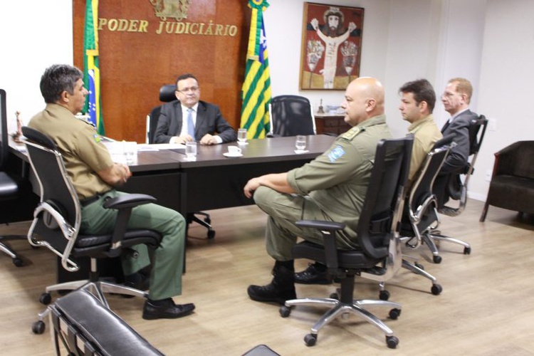 TJ-PI e PM firmam convênio para que militares da reserva remunerada atuem na segurança patrimonial e PMs da ativa retornem a quartéis