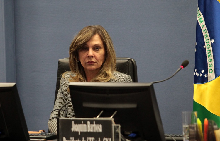 Procuradora da República Lindôra Maria Araújo,.