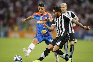 Retoma do futebol cearense (Foto: Foto: Thiago Gadelha/SVM)
