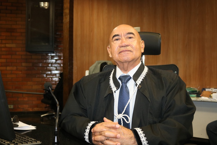 Presidente do TJ/PI desembargador José Ribamar Oliveira.