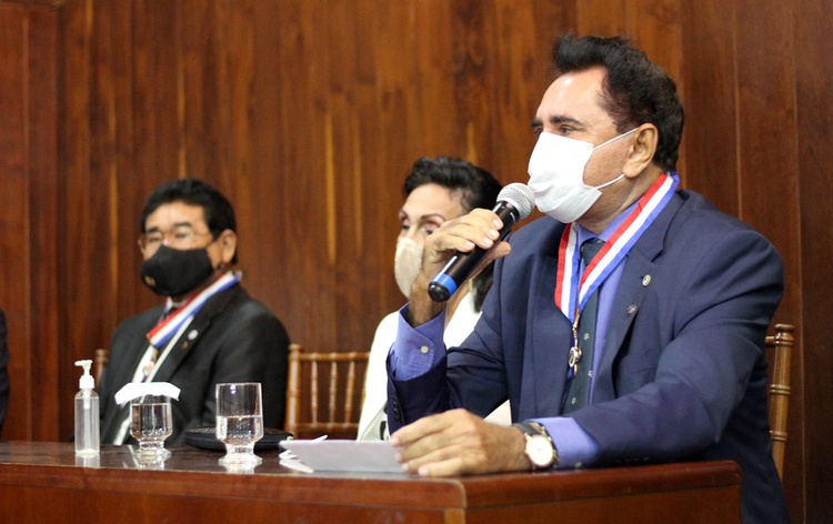 Decano do TJ/PI, desembargador Luiz Gonzaga Brandão de Carvalho.