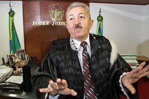 Desembargador Edvaldo Pereira de Moura do TJ/PI (Foto: Meionorte)