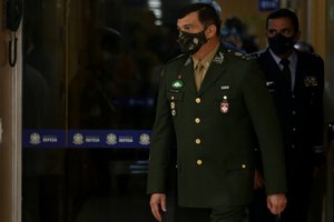 O comandante do Exército, general Paulo Sérgio. (Foto: Pedro Ladeira/Folhapress) O comandante do Exército, general Paulo Sérgio. (Foto: Pedro Ladeira/Folhapress)